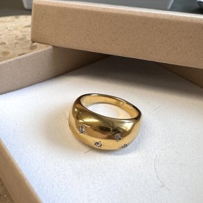 Fingerring star - Vandfast Forgyldt