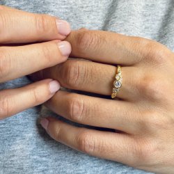 Lilja fingerring forgyldt