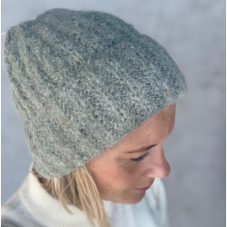 Fluffy strikket beanie 