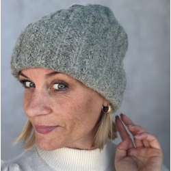 Fluffy strikket beanie 