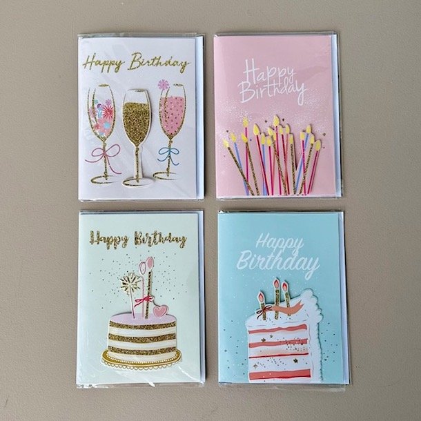 Happy birthday kort med glimmer og konvolut
