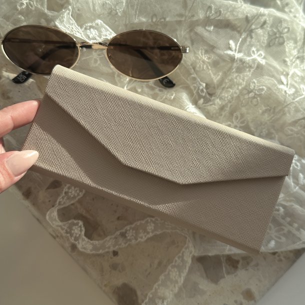Foldbart brilletui hardcase