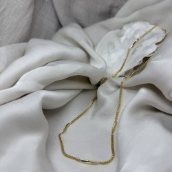 Halsk�de ELARA forgyldt s�lv