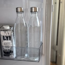 Glas flaske med skruelg - 1 liter / til kleskab