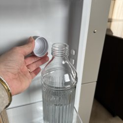 Vand flaske skruel�g glas 1 Liter