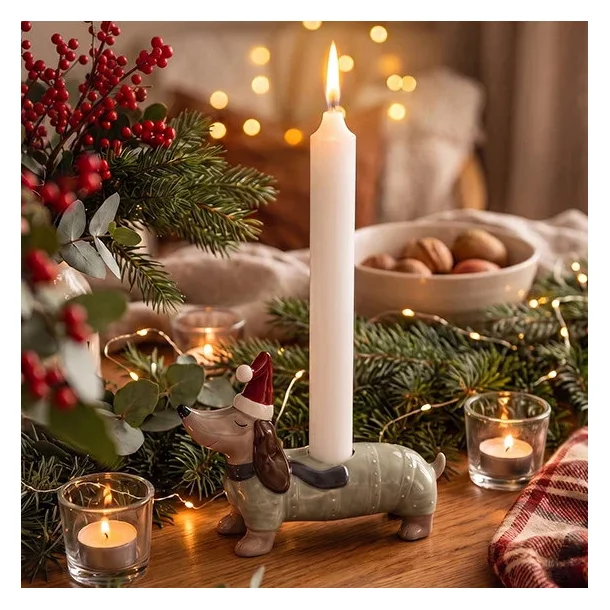 Christmas holidays lysestage med gravhund � gr�n, 13 cm