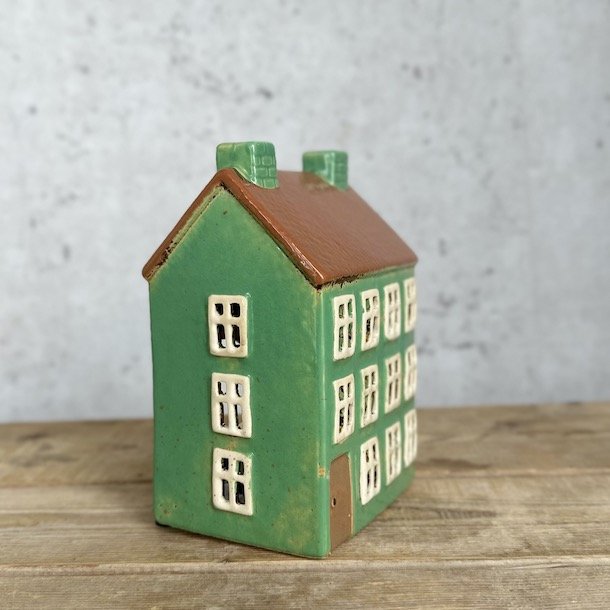 Hus til fyrfadslys grn kreramik