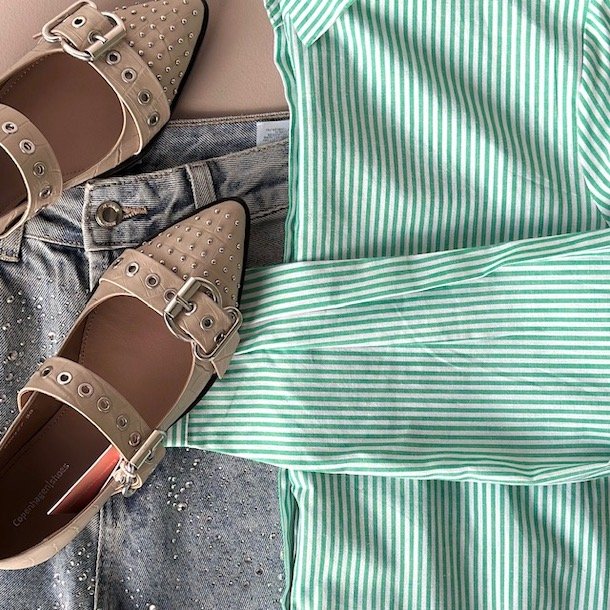 Skjorte DENISE med grnne striber str. S-XL