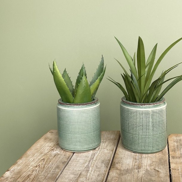 Potteskjuler keramik  12 x 12 cm