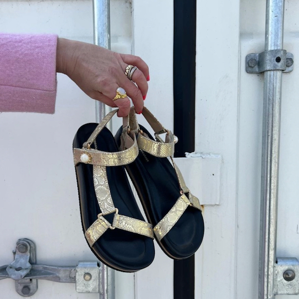 Sandal LIKE A DREAM guld skind str 36-41