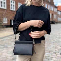 Crossbody med kort og lang rem skind