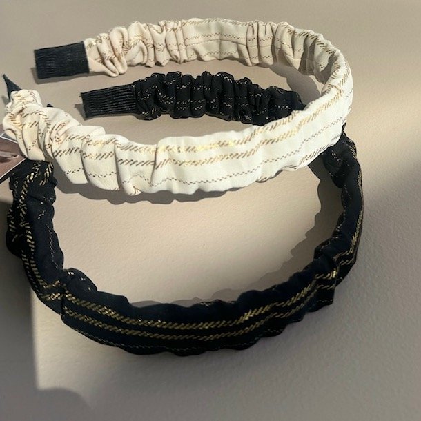 Hrbjle Med Guld Strib