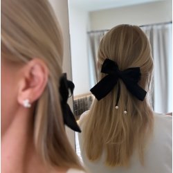 Hrspnde sort sljfe med perler