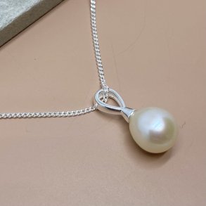 Halskde Deja med perle sterling slv 