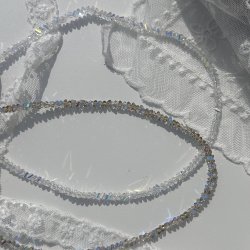 Halsk�de Cuna, med glitrende perler