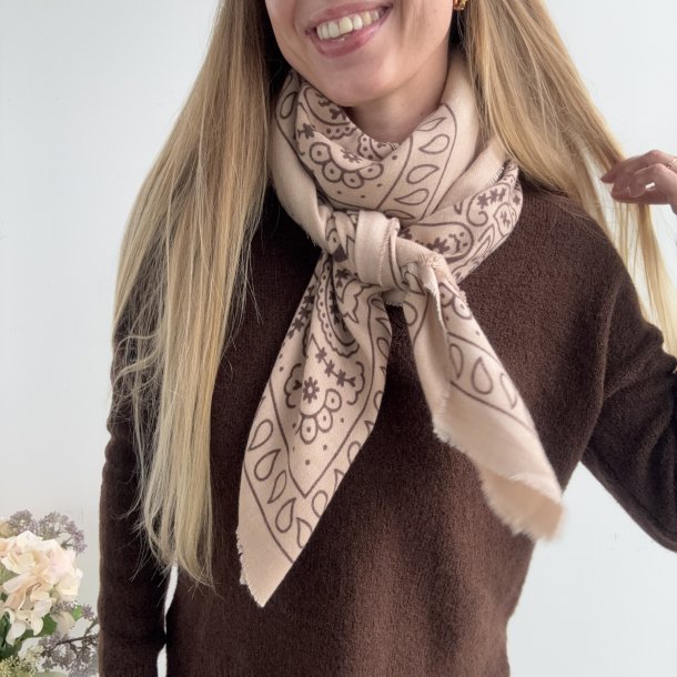 Trklde Alberte i viskose og uld mix