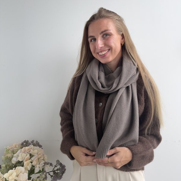 Halstrklde Mia Viskose og Polyester 