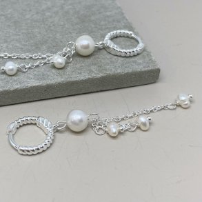 Hoops PRETTY pearl sterling slv