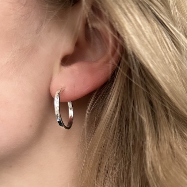 Hoops ELENA 18 mm Sterling Slv