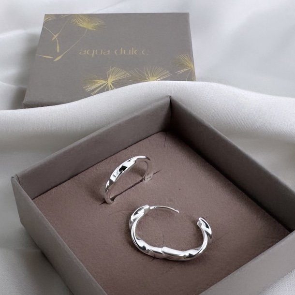 Hoops TWIRL 20mm Sterling Slv