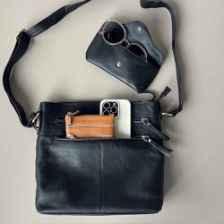 Tess Crossbody skind