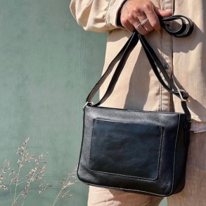 Maude Crossbody Sort