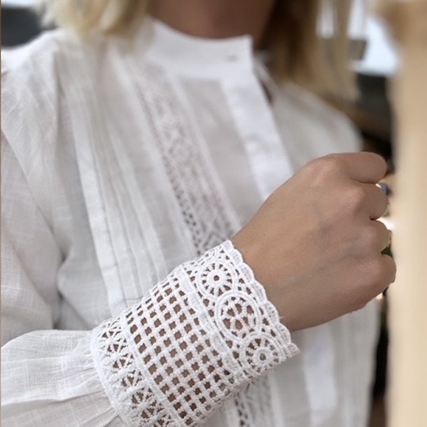 Broderi skjorte AGNES str. S-XXL bomuld