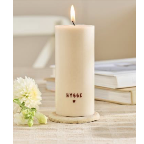 Bloklys rustik Hygge   stearin svanem�rket H: 15 �: 6,8 / 60 timer