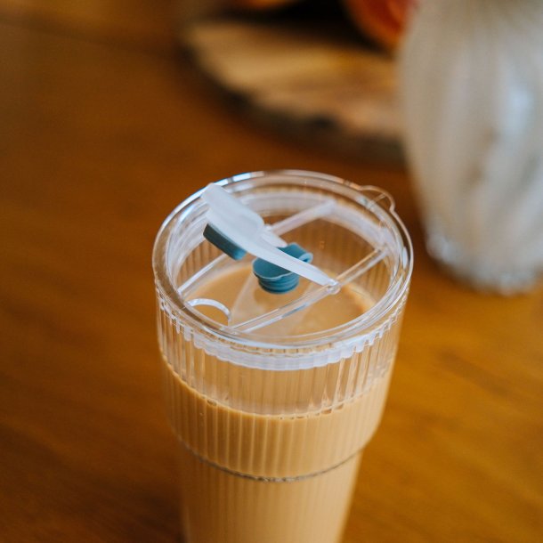 Glaskop med l�g og suger�r 550 ml - 4 pak