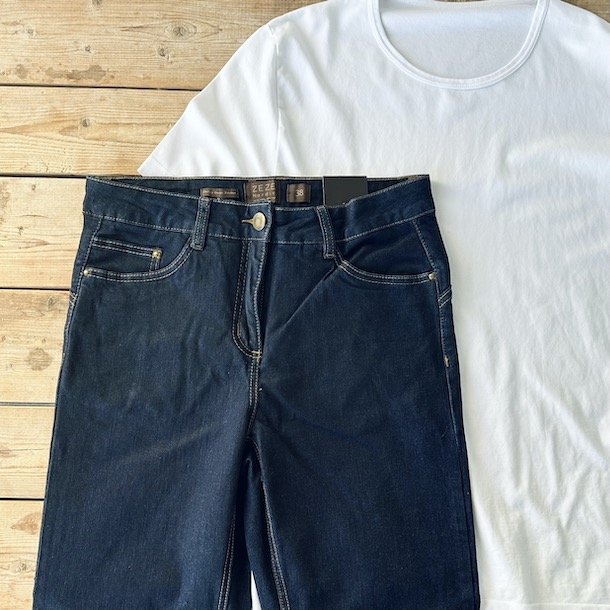 Classic jeans shape straight - blue str 34-48