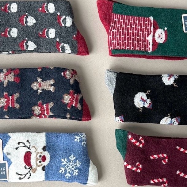 Uldstrmper med julemotiv str. 40-46