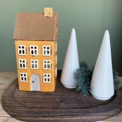 Juletr riller porceln