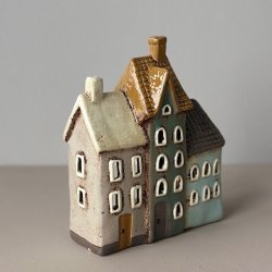 Hus til fyrfadslys  keramik