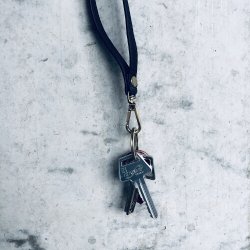 Keyhanger sort skind