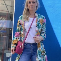 Kjole med blomster str. S-XXL