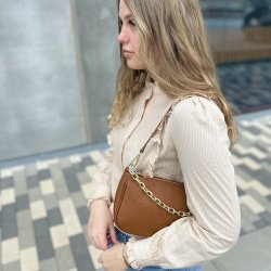 Crossbody / skuldertaske m. k�de skind