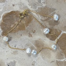 Armbnd MALLORY pearl 17-21 cm forgyldt slv