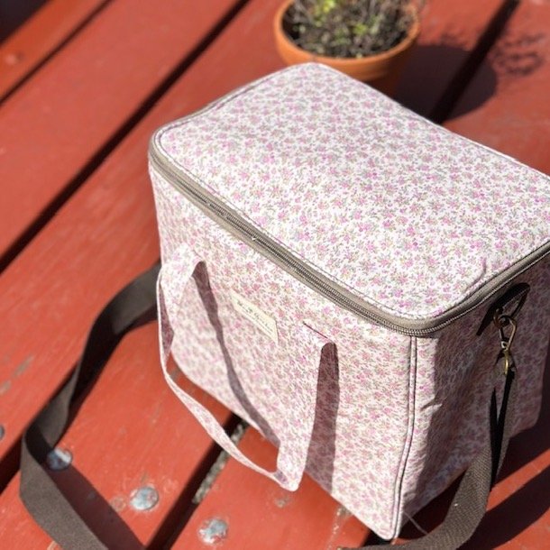 Stor kletaske blomstret 