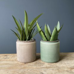 Potteskjuler keramik  12 x 12 cm