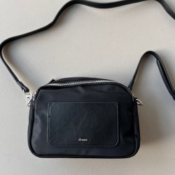 Nylon taske med 2 rum