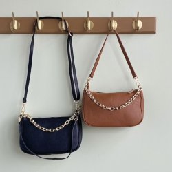 Crossbody / skuldertaske m. k�de skind