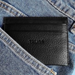 Uma Kortholder skind