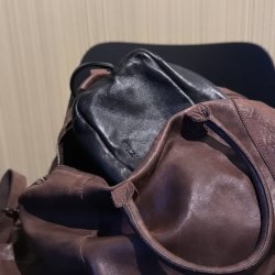 Lolo toilettaske skind