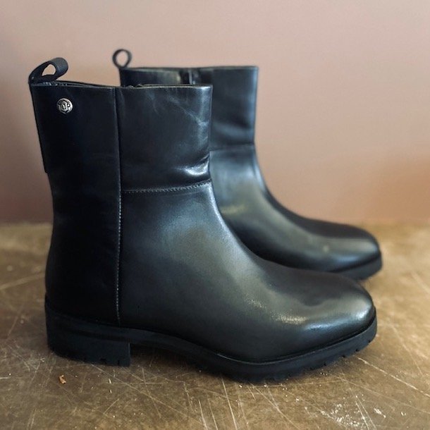 Stvle Alba sort skind str 36-41