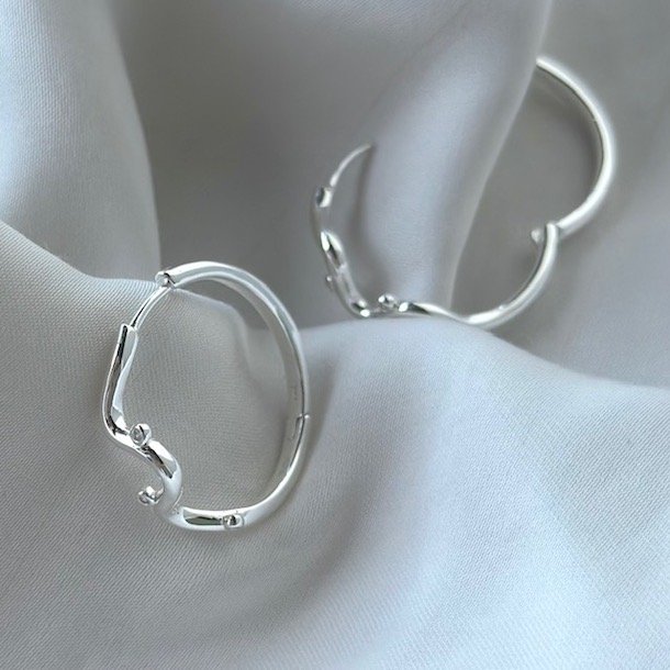 Hoops WAVY 25 mm Sterling slv