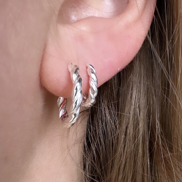 Hoops CURLY 18 mm Sterling Slv