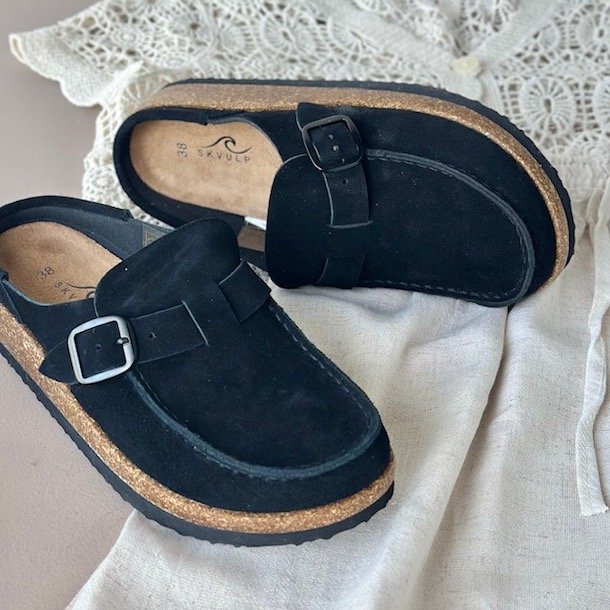 Slipper med spnde ruskind str. 36-41