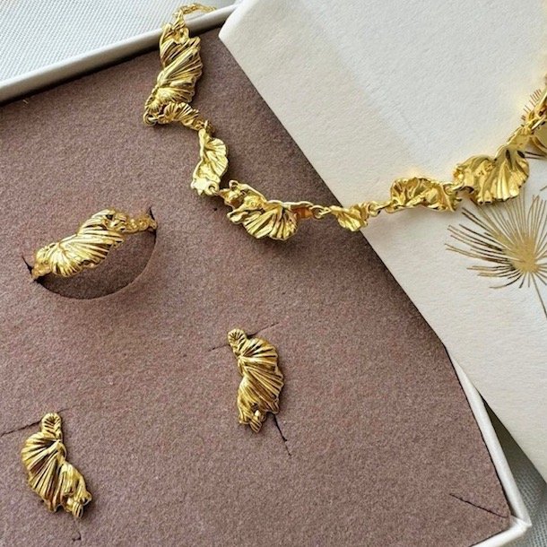 Armbnd KOI Forgyldt Slv