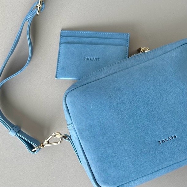 Uma Kortholder skind