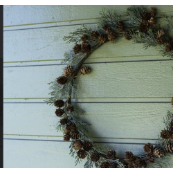 Krans  med kogler og sne dia: 40 cm